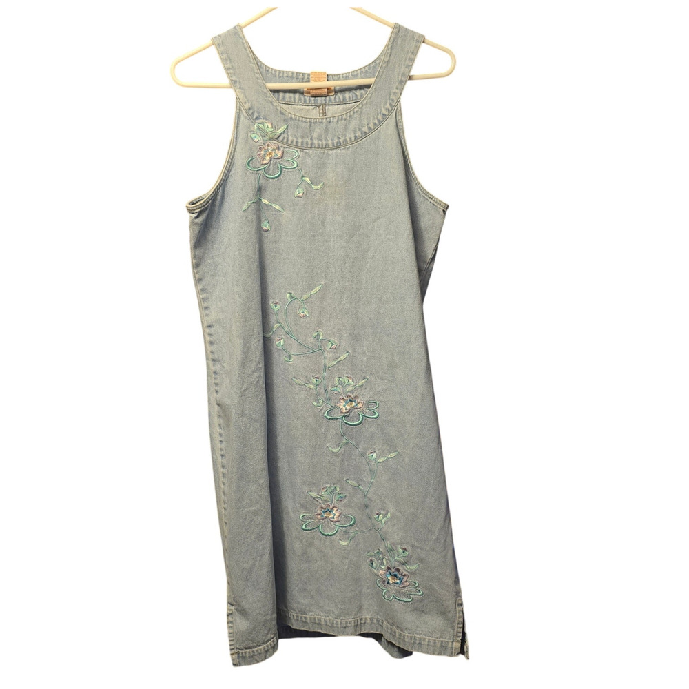 Expressions denim embroidered floral dress country SIZE MEDIUM